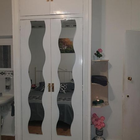 Hostal Diaz Madrid Chambre photo