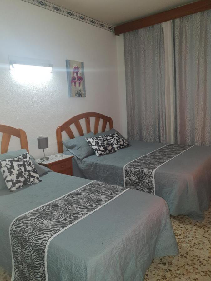Hostal Diaz Madrid Chambre photo