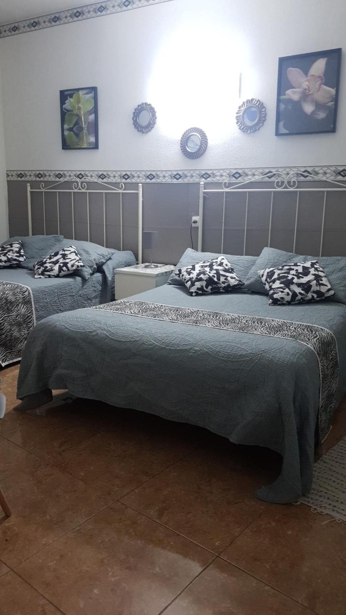 Hostal Diaz Madrid Chambre photo