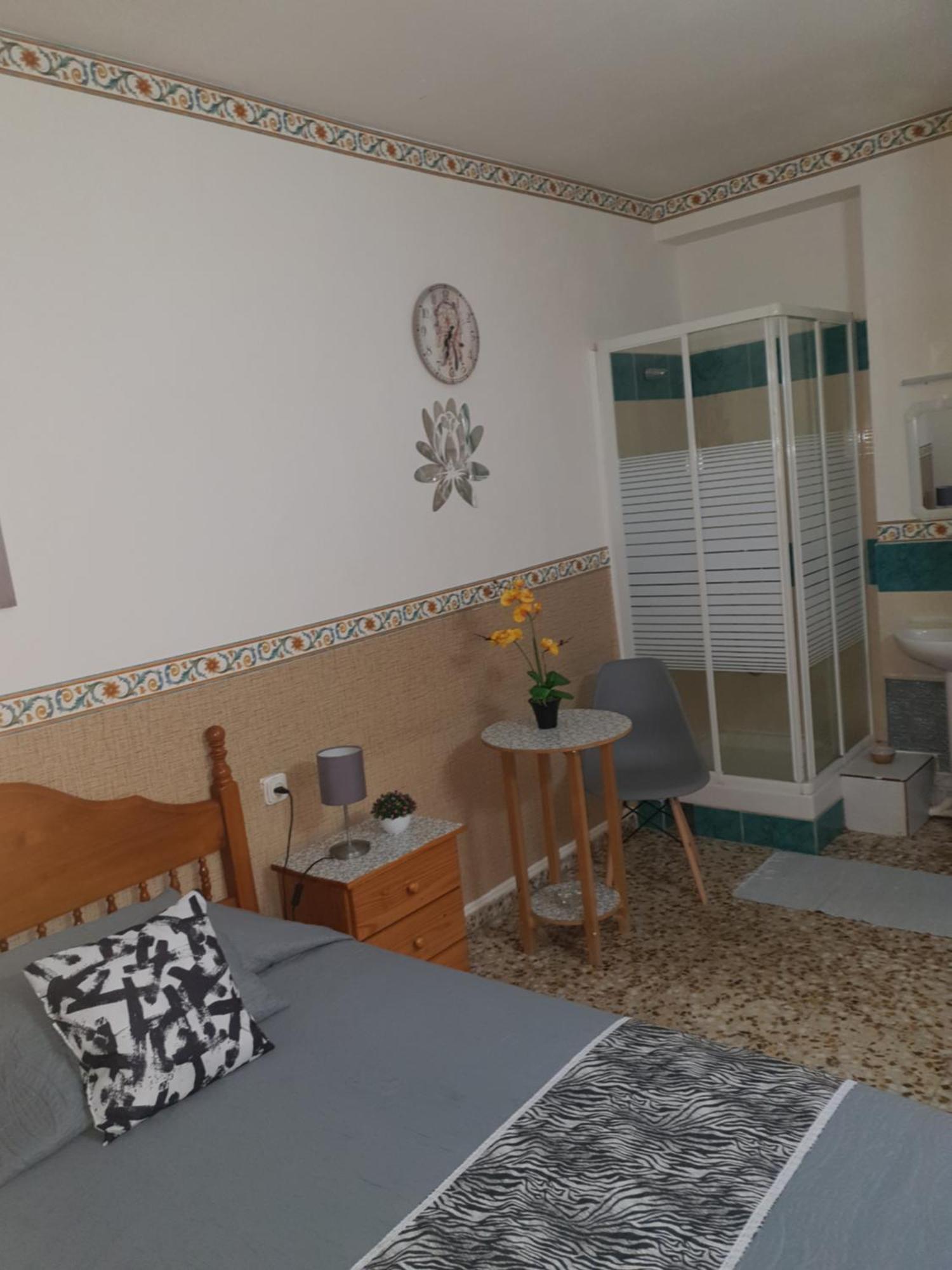 Hostal Diaz Madrid Chambre photo